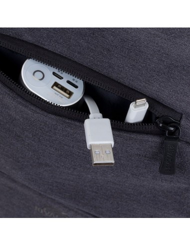 Sac à dos RIVACASE Pour Pc Portable... Sac à dos RIVACASE Pour Pc Portable...